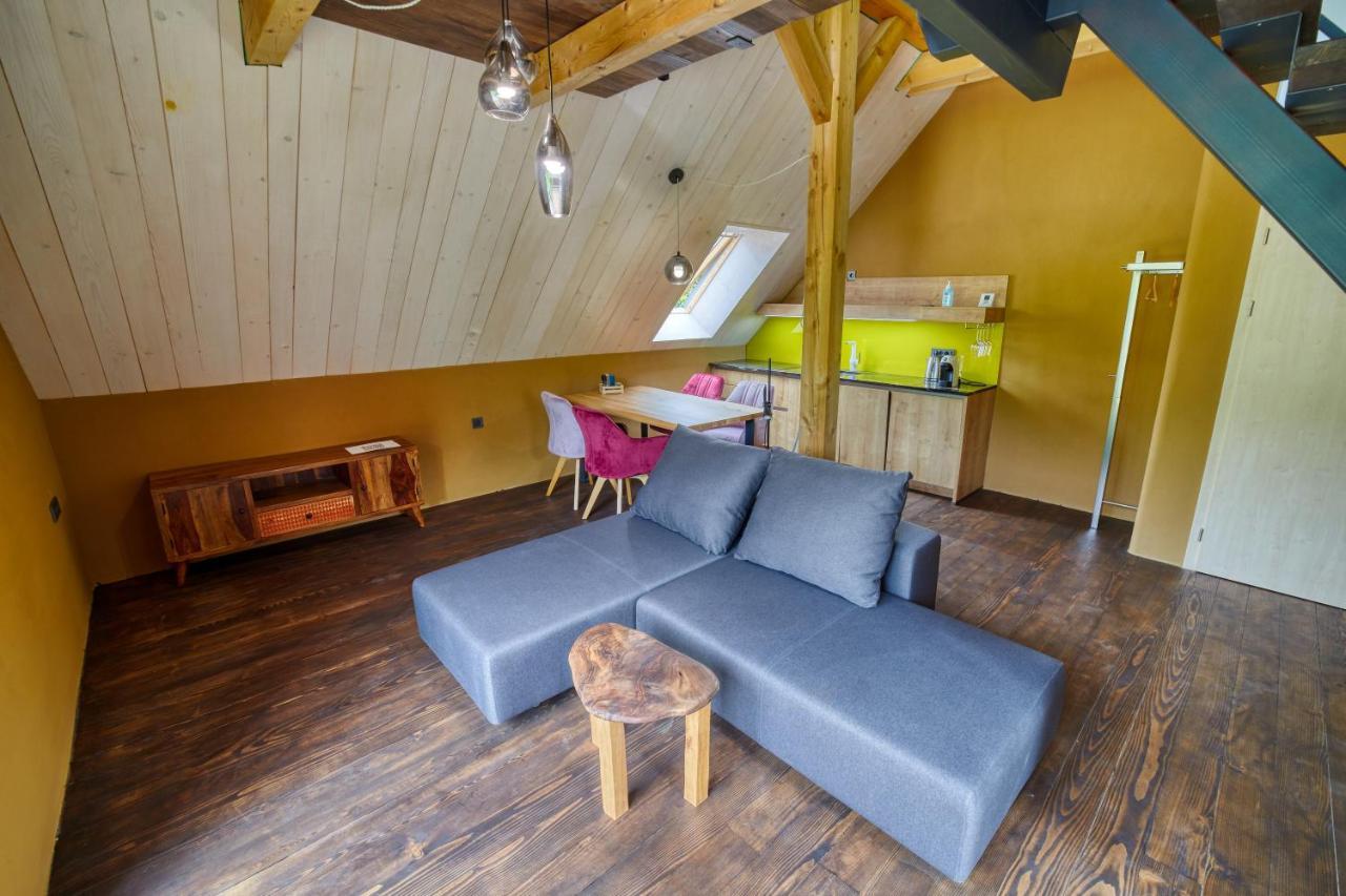 Hisa Zdravega Oddiha Apartment Begunje pri Cerknici ภายนอก รูปภาพ